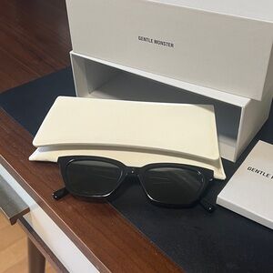 Gentle Monster Loti Sunglasses